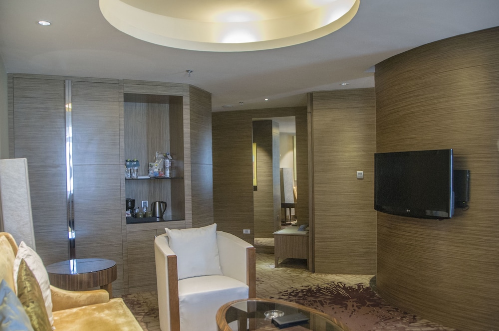 Four Points By Sheraton Qingdao Chengyang 30/45