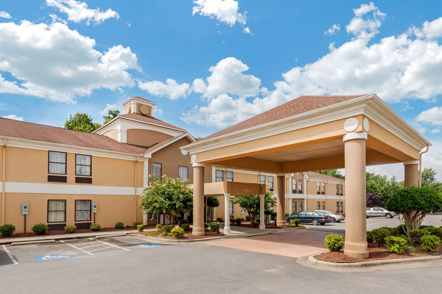 Quality Inn High Point - Archdale 2/19