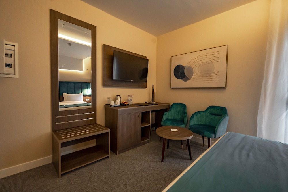 AD Hotel Pont d Hydra 17/35