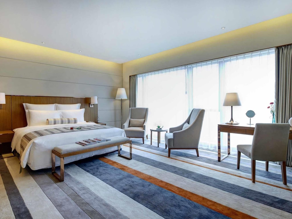 Pullman Zhuhai 18/50