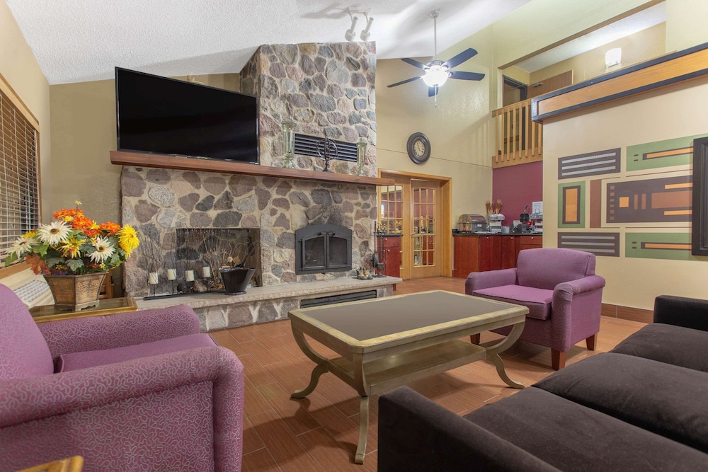 Americinn By Wyndham Burlington 28/38
