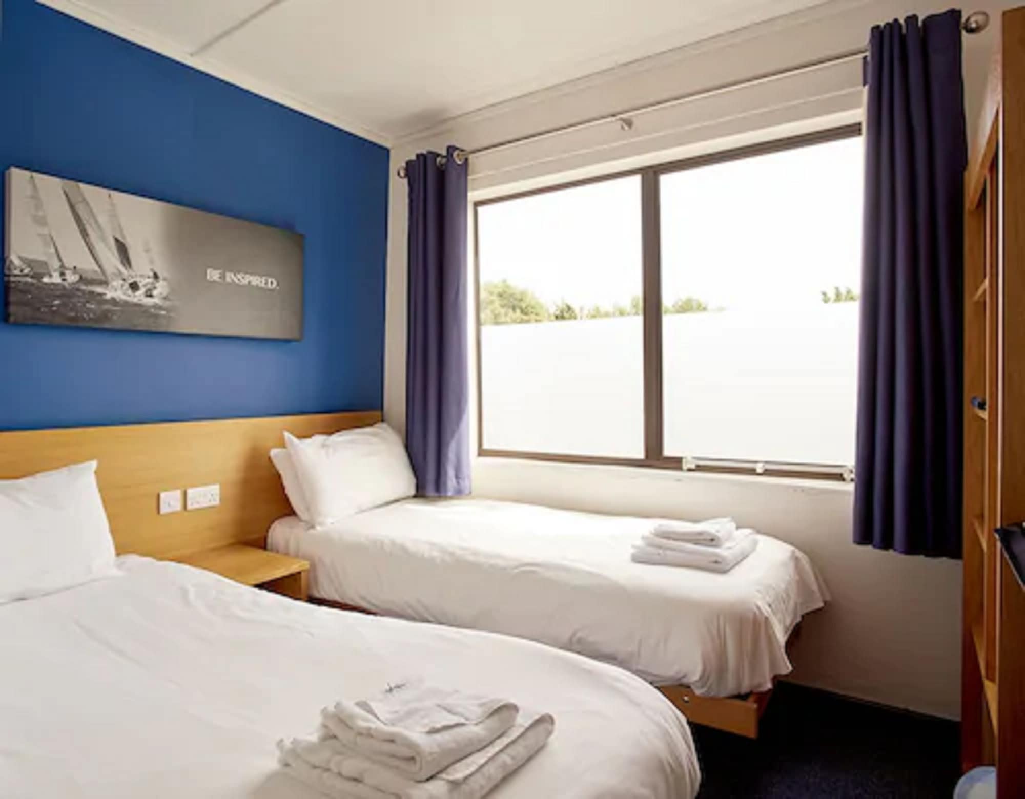 Room, Twin Beds