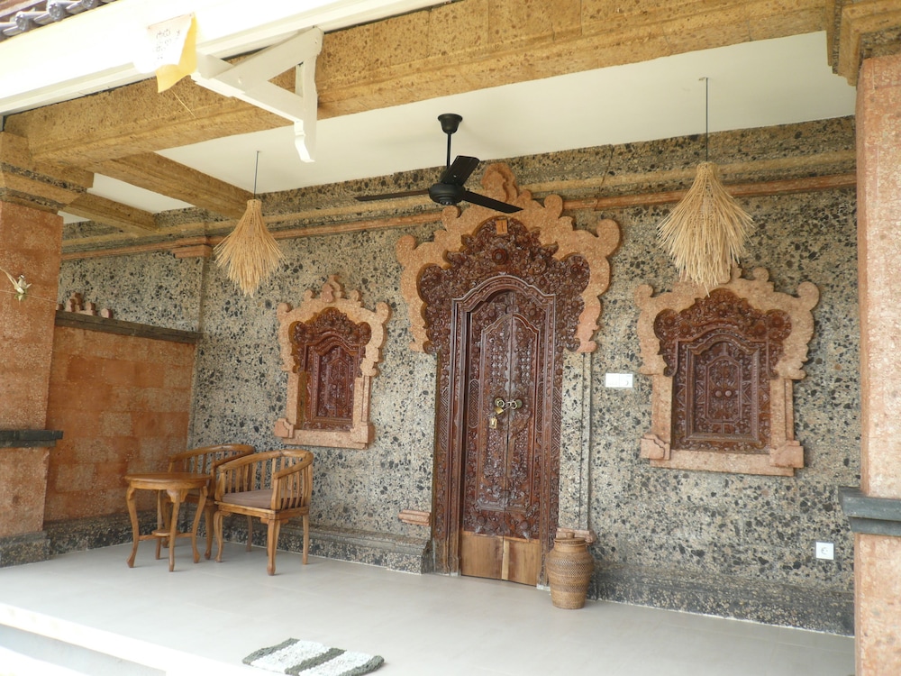 Vienna Beach Resort 13/69