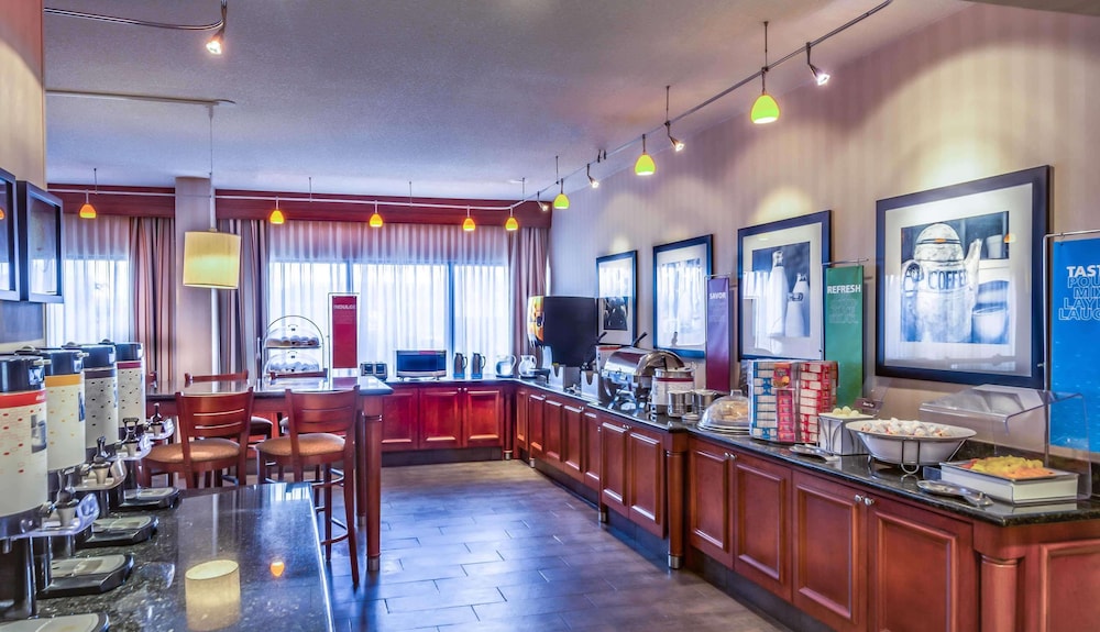 Hampton Inn Washington, PA 50/57