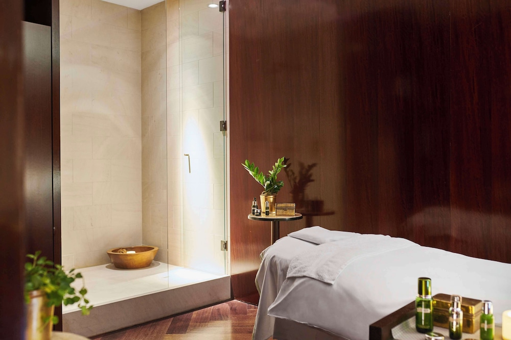 PARK HYATT PARIS VENDOME 35/71