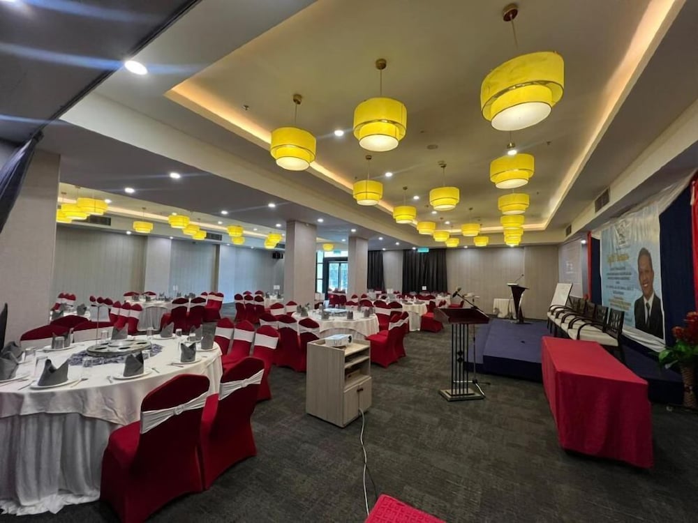 Livingston Hotel Sandakan 45/57