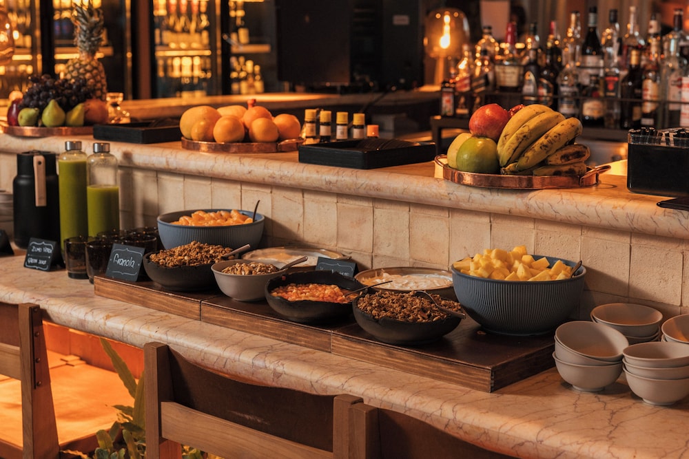 Hyatt Thompson Madrid 写真2