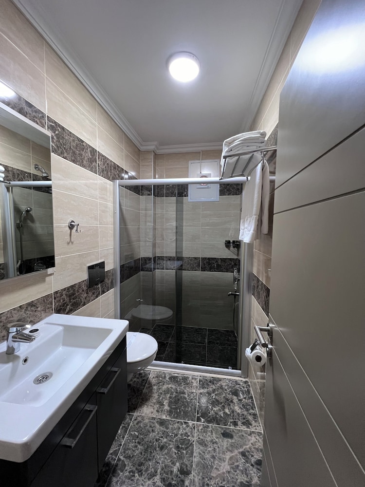 Gul Hotel 19/46
