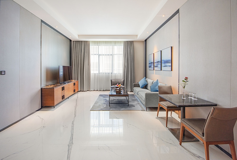 Asiana Grand Hotel 30/52