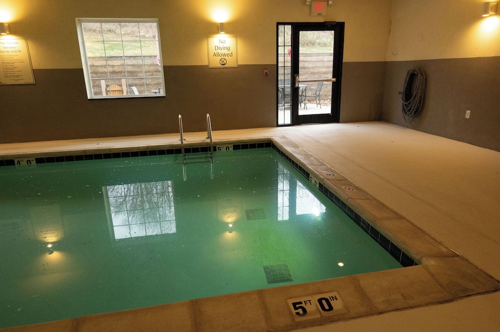 SureStay by Best Western Salem 27/56