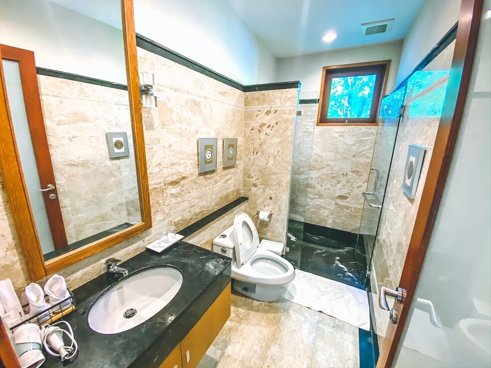 Royal Sammuk villas 49/50