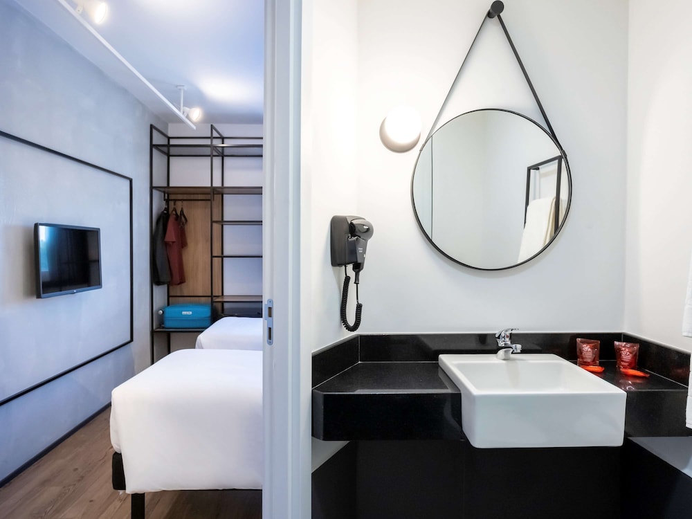 Ibis Botucatu 49/50