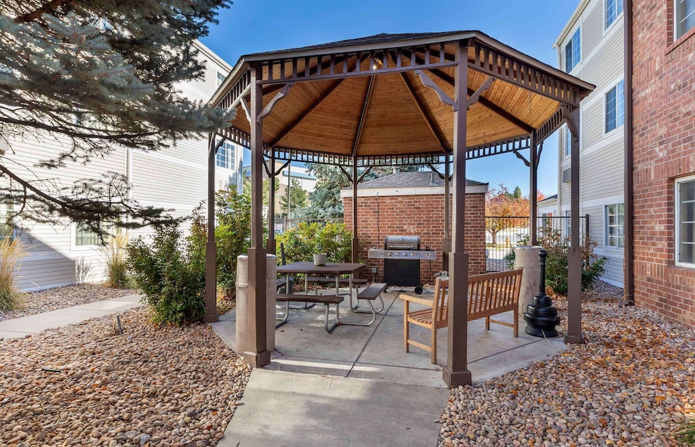 Extended Stay America-Denver-Tech Center S-Greenwood Village 42/48