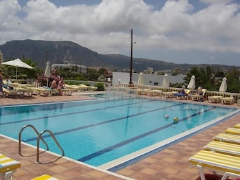 Zeus Hotel 20/28