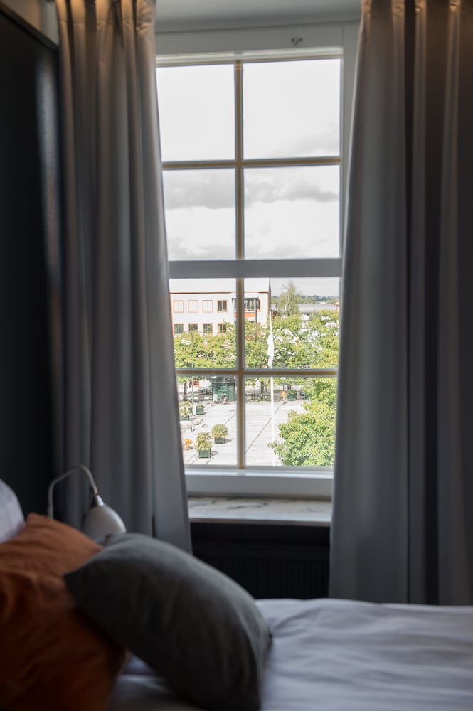 غرفة بسريرين منفصلين بإطلالة على المدينة، Hotel Stensson 8/10