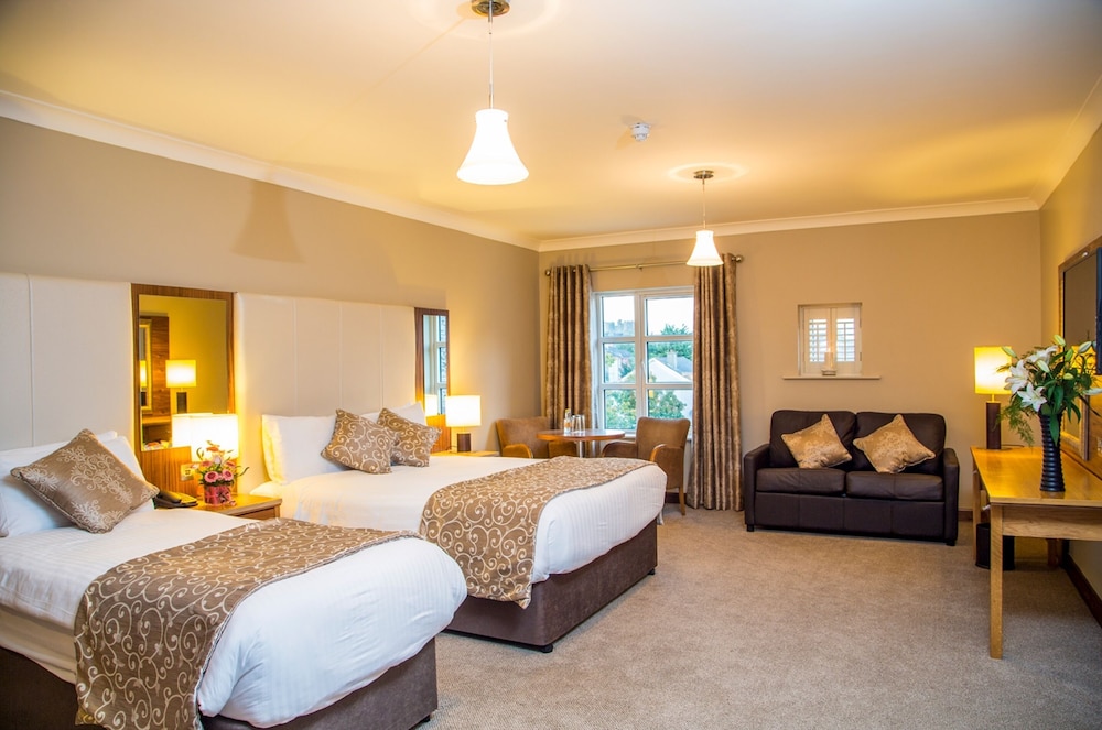 Room, Twin Beds