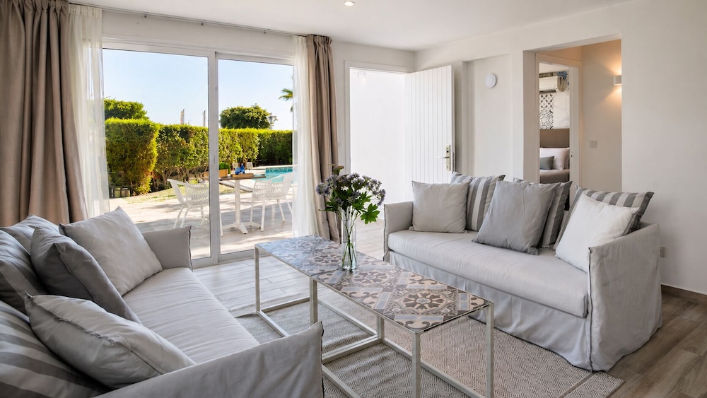 Leonardo Plaza Cypria Maris Beach Hotel And Spa - Adults Only 46/63