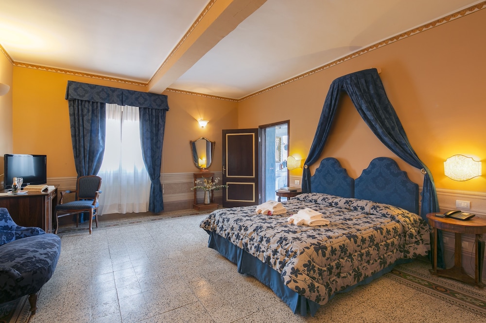 I Portici Hotel Residenza D Epoca 23/72