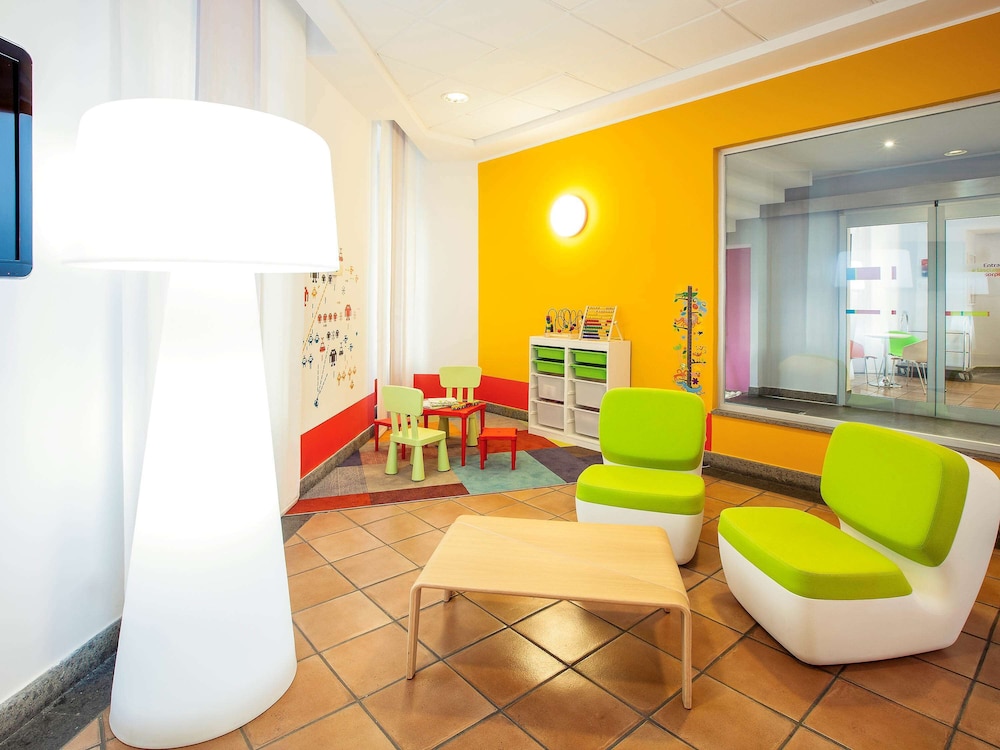 IBIS STYLES NAPOLI GARIBALDI 41/66