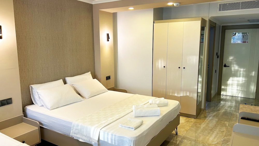 01 Nova Otel 8/38