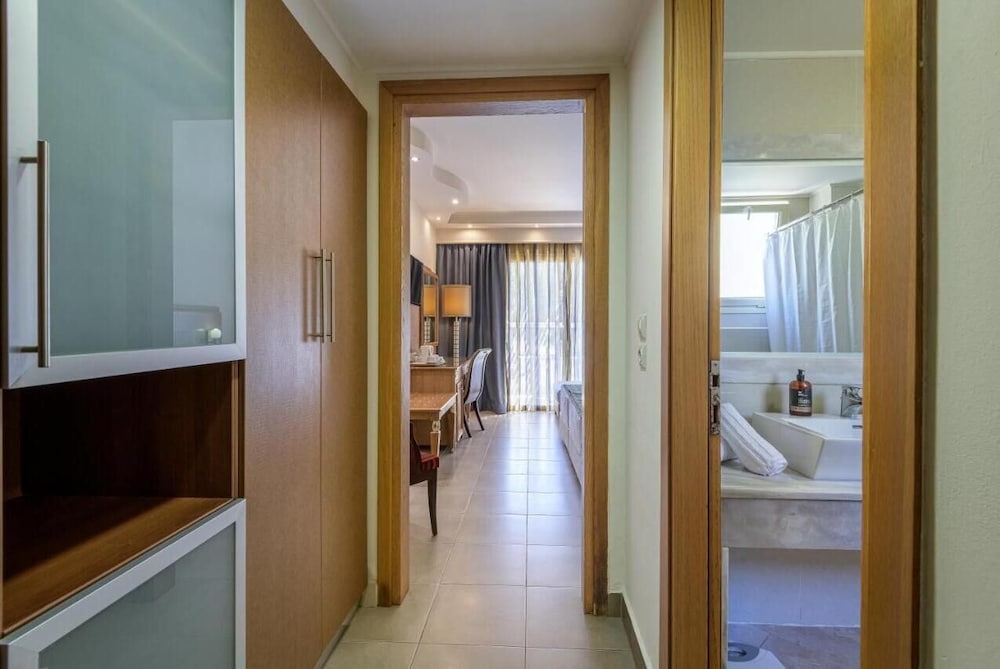 Natura Park Village Hotel & Spa 58/58