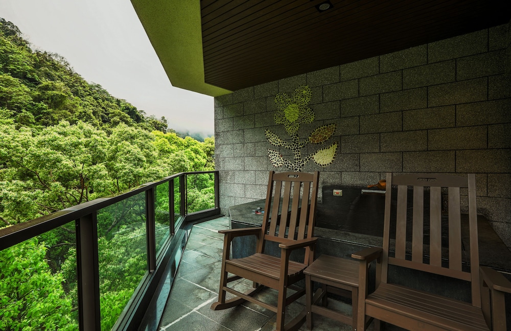Sunrise Hot Spring Hotel 33/50