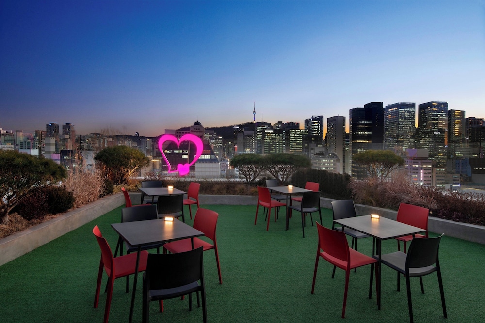 Moxy Seoul Insadong 40/55