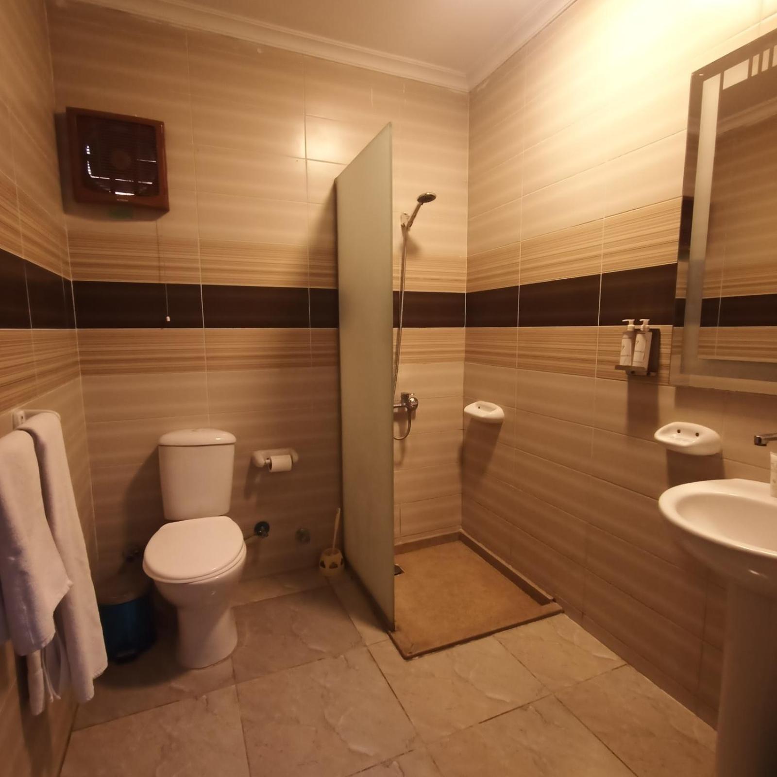 Mandara Armed Forces Apartments 50/50