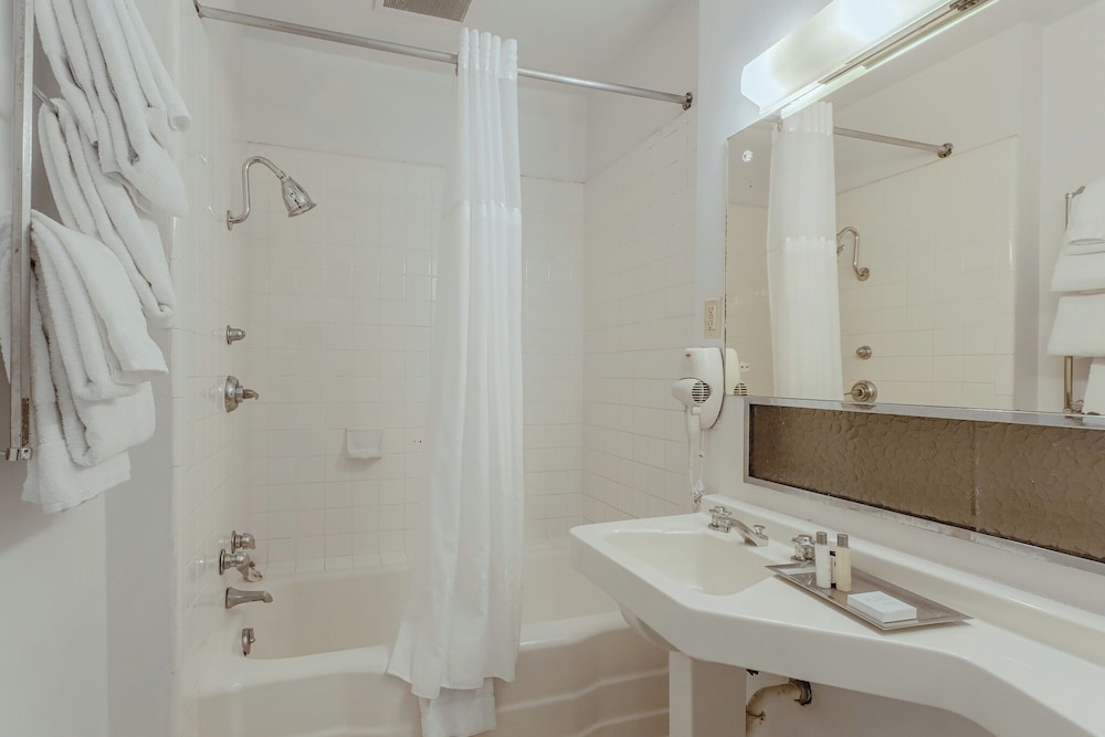 The Arlington Resort Hotel And Spa 54/54