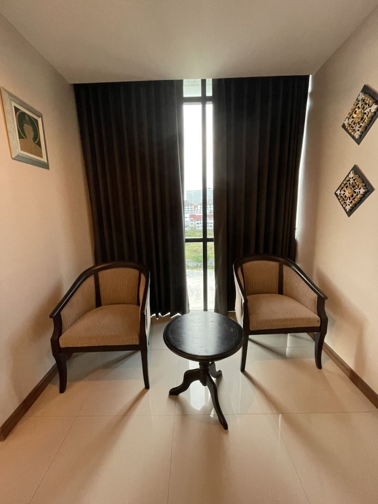 Fifth Jomtien Pattaya 53/83
