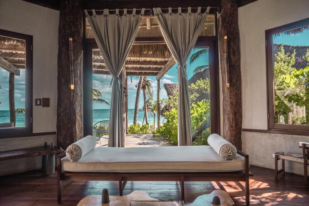 Master Suite Oceanfront Big Terrace