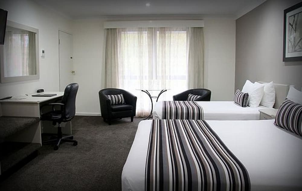 The Central Caleula Motor Lodge 23/38