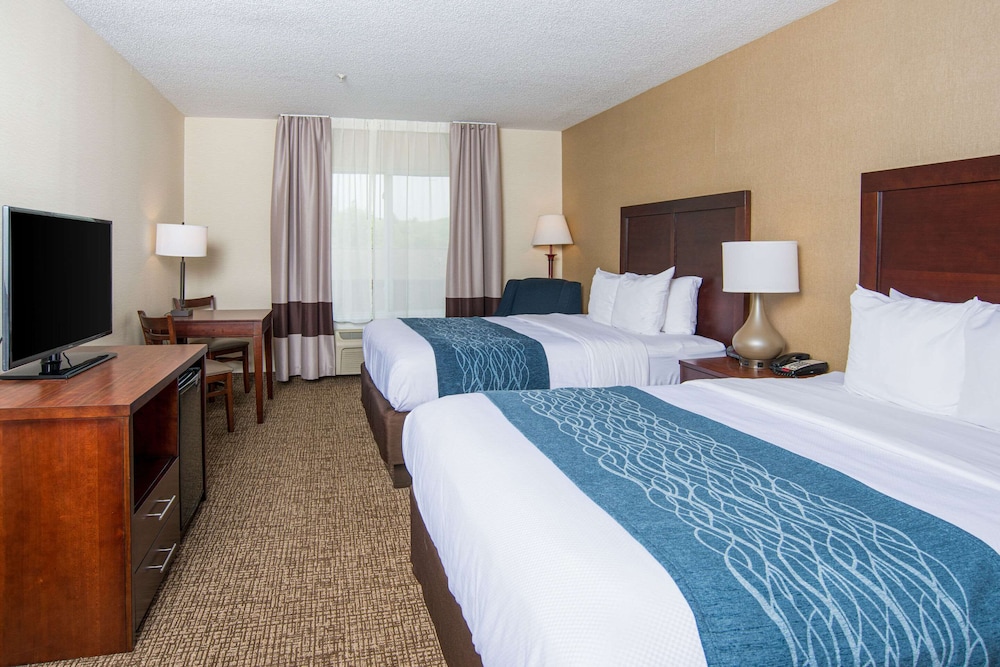 Comfort Inn Naugatuck-Shelton, CT 5/24