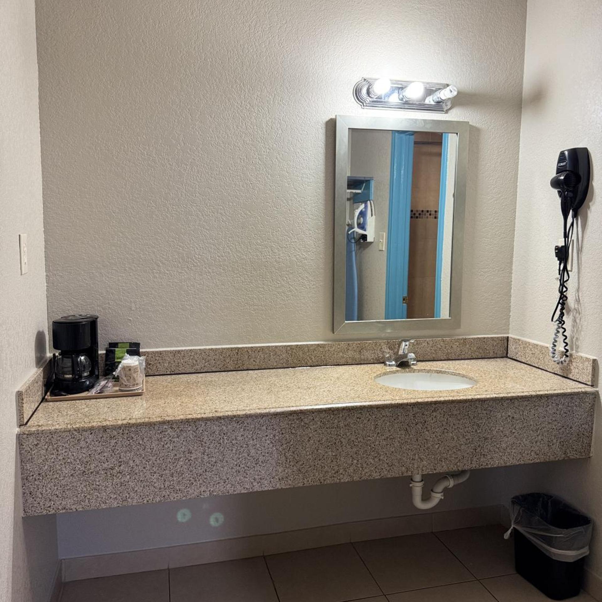 Executive inn 24/24