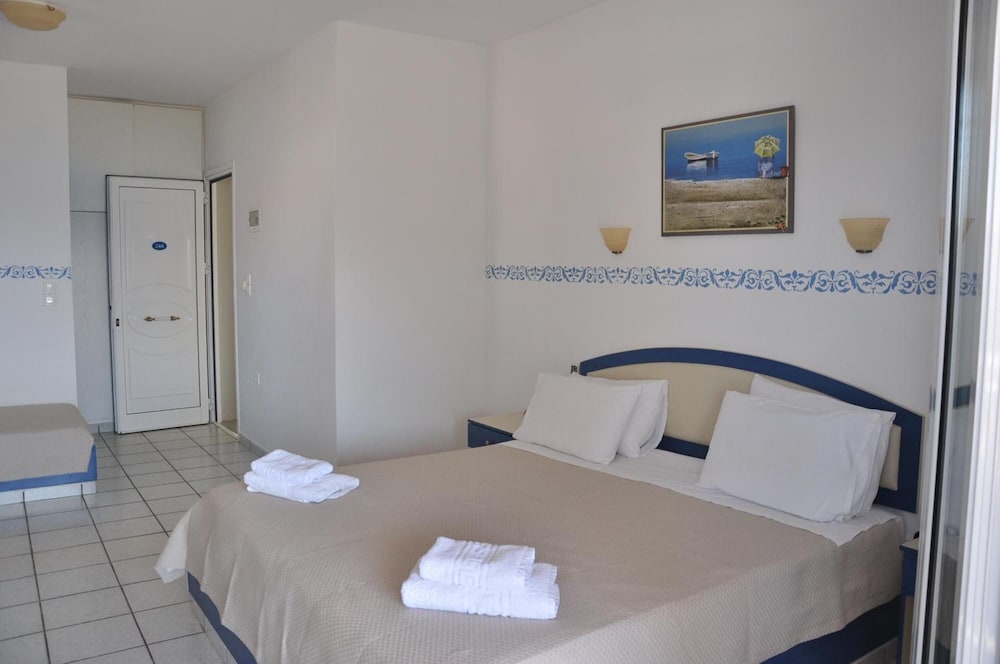 CASTRI VILLAGE HOTEL 13/50