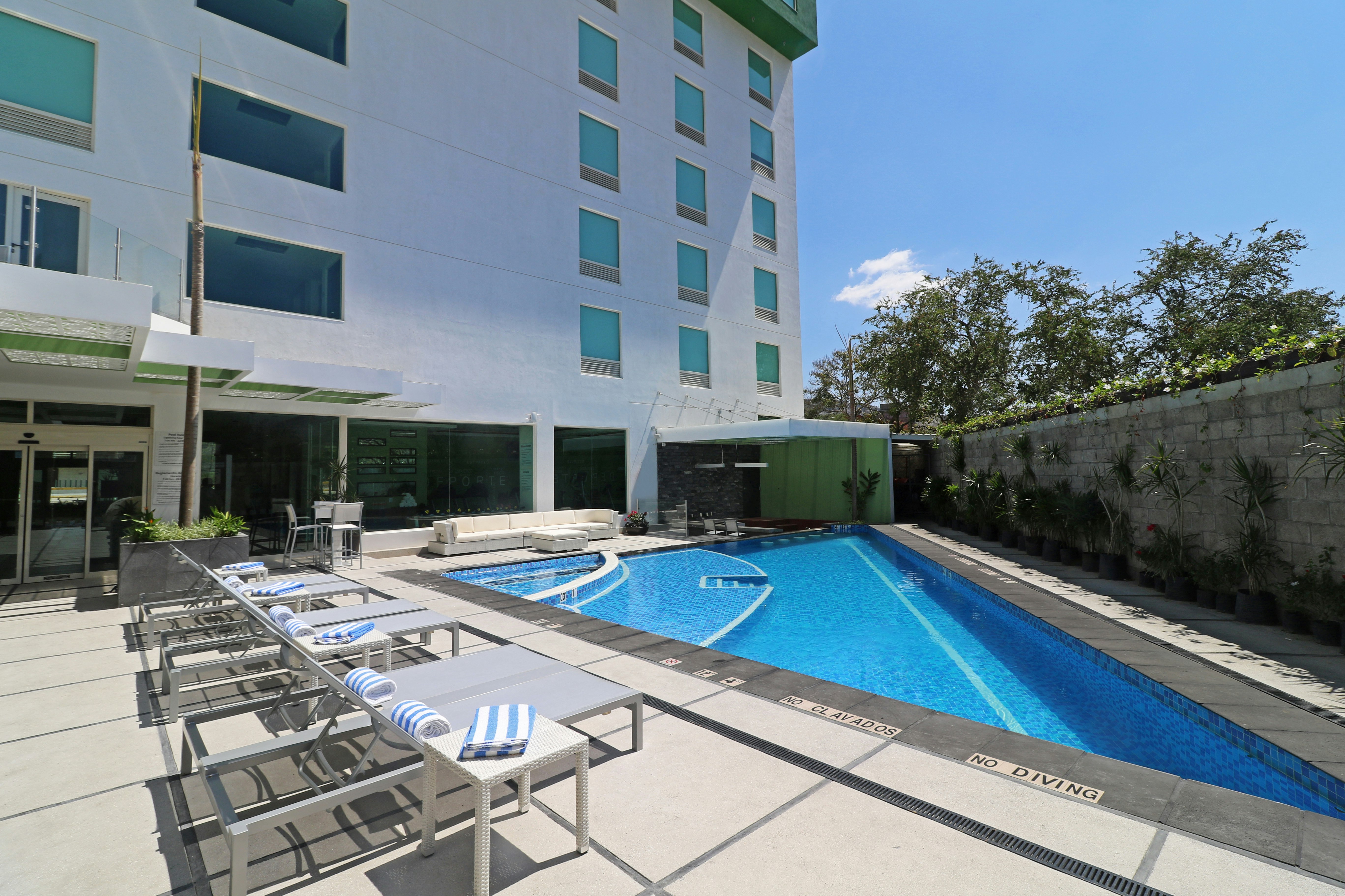 Holiday Inn Chilpancingo 50/50