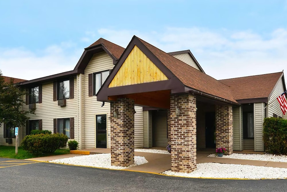 Travelodge by Wyndham Ishpeming/Marquette 4/49