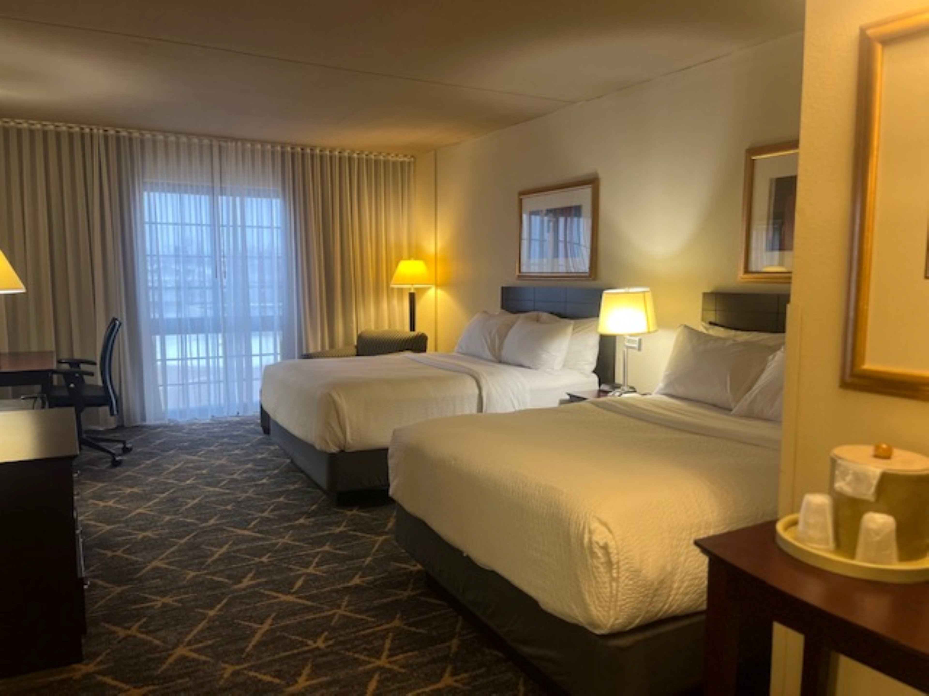 Holiday Inn Hotel And Suites Springfield I 44 26/77