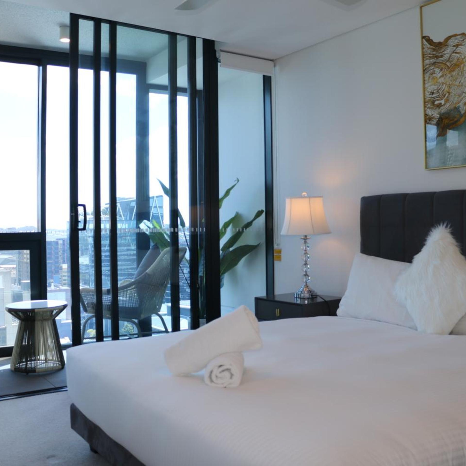 1 Bedroom, Apartment, Urban View