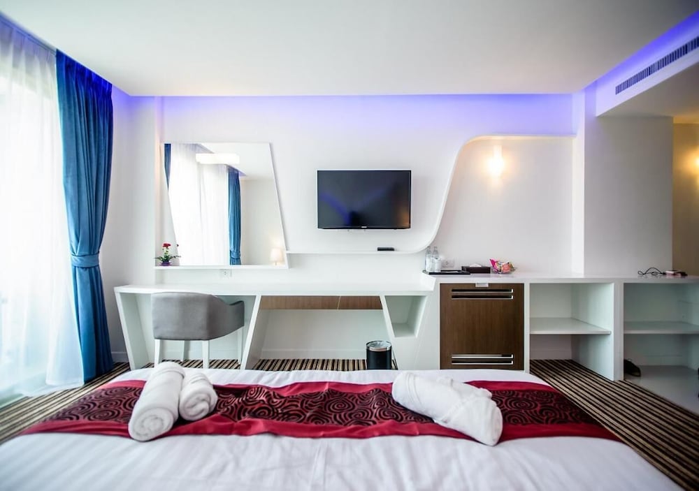 The Paradiso JK Design Hotel 14/67