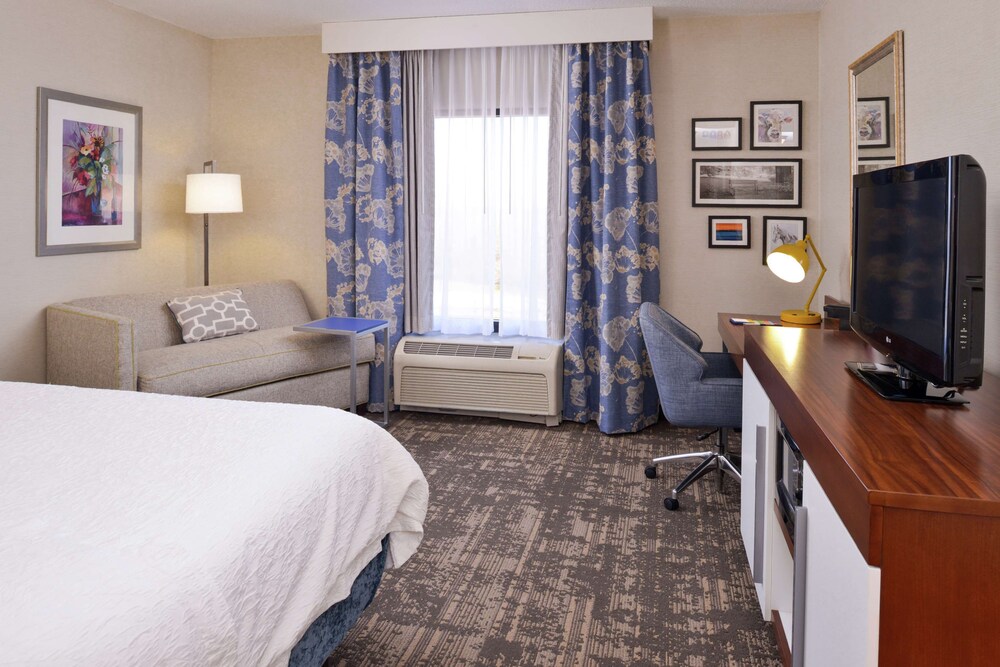 Hampton Inn Suites Wilmington 23/51