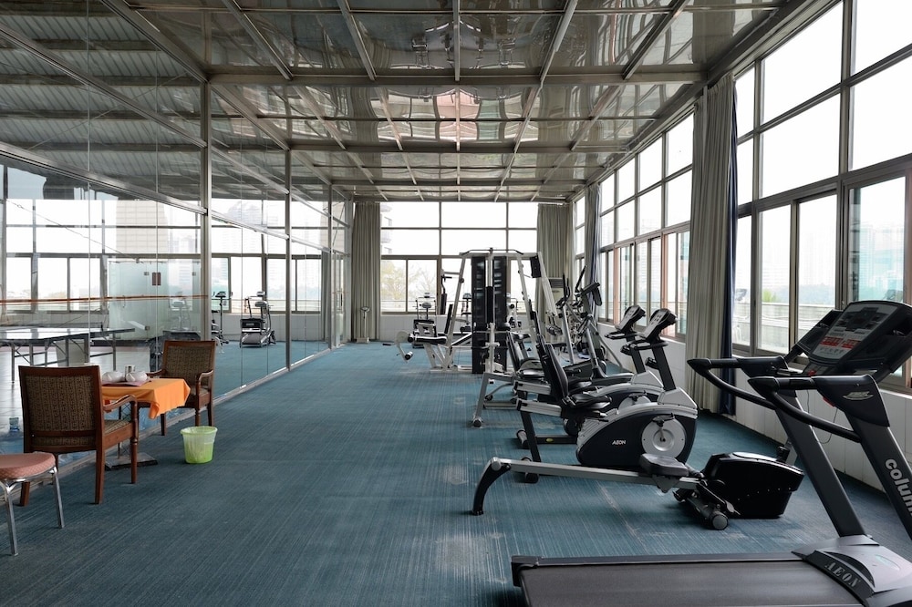 Gladden Hotel Shilong 33/58