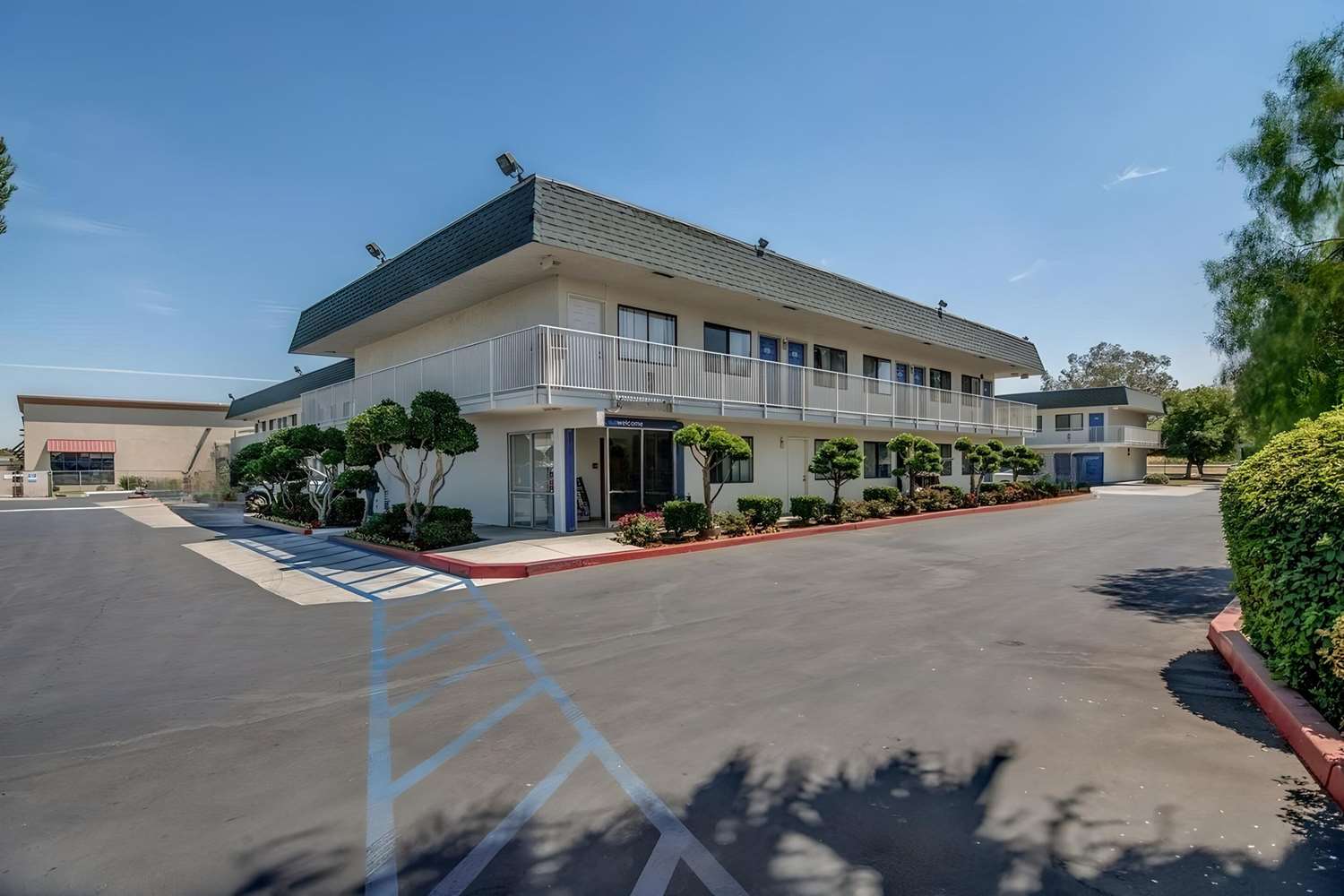 Super 8 by Wyndham Tracy 2/10