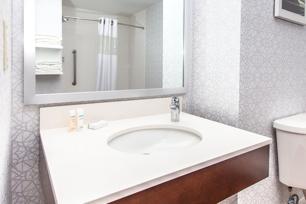 Hampton Inn Deadwood At Tin Lizzie Gaming Resort Sd 15/39