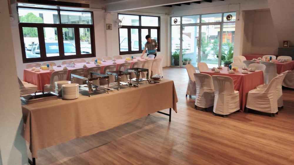 Sinkiat Thani Hotel 29/44
