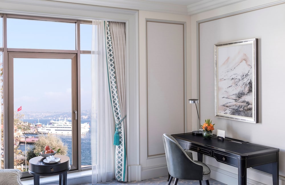 Shangri La Bosphorus Istanbul 49/50