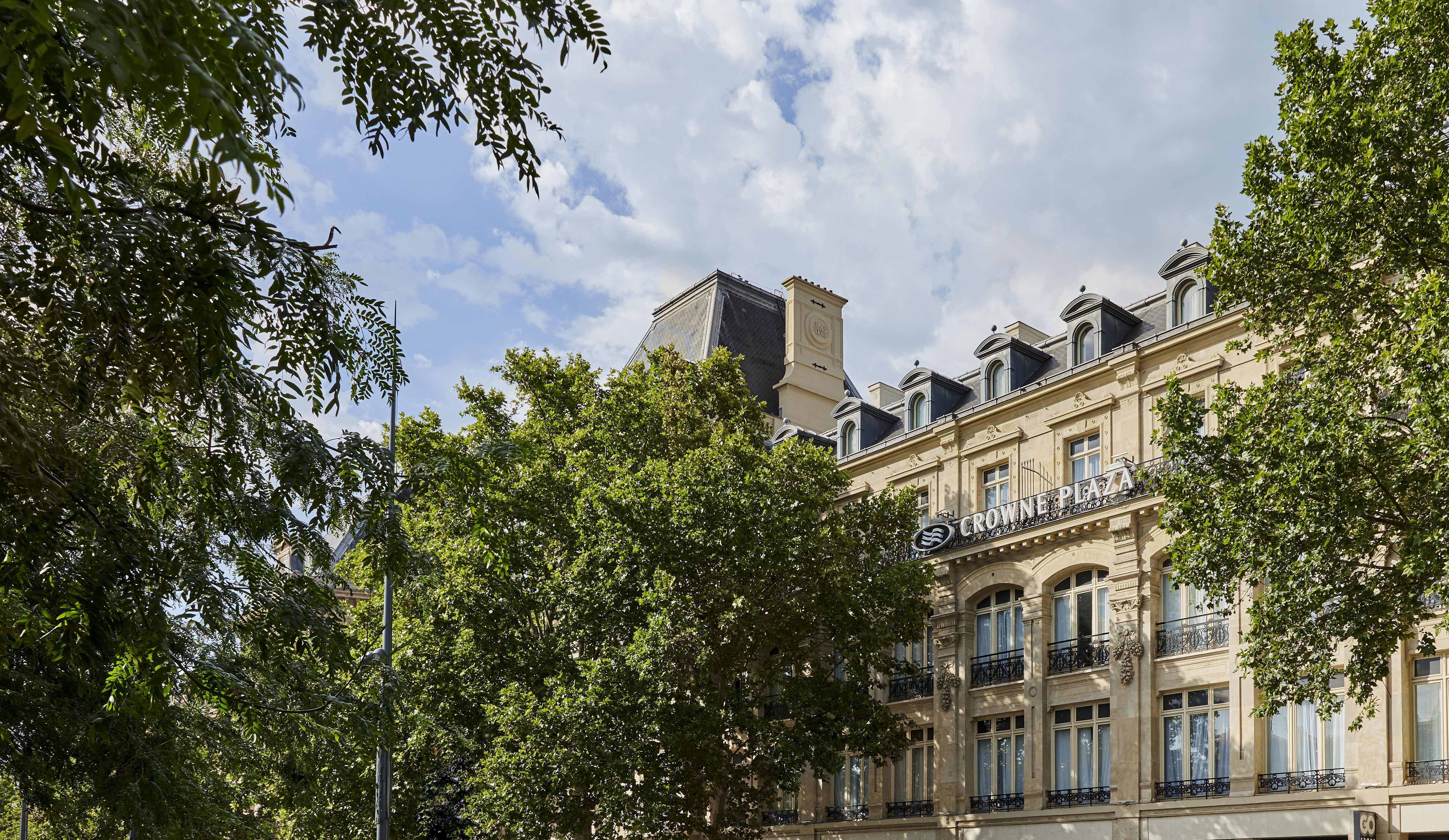 Crowne Plaza Paris Republique 73/76