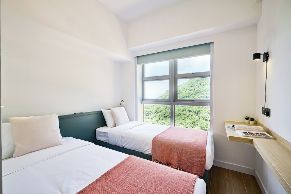 Adjoining, 1 Double and 1 Single Bed