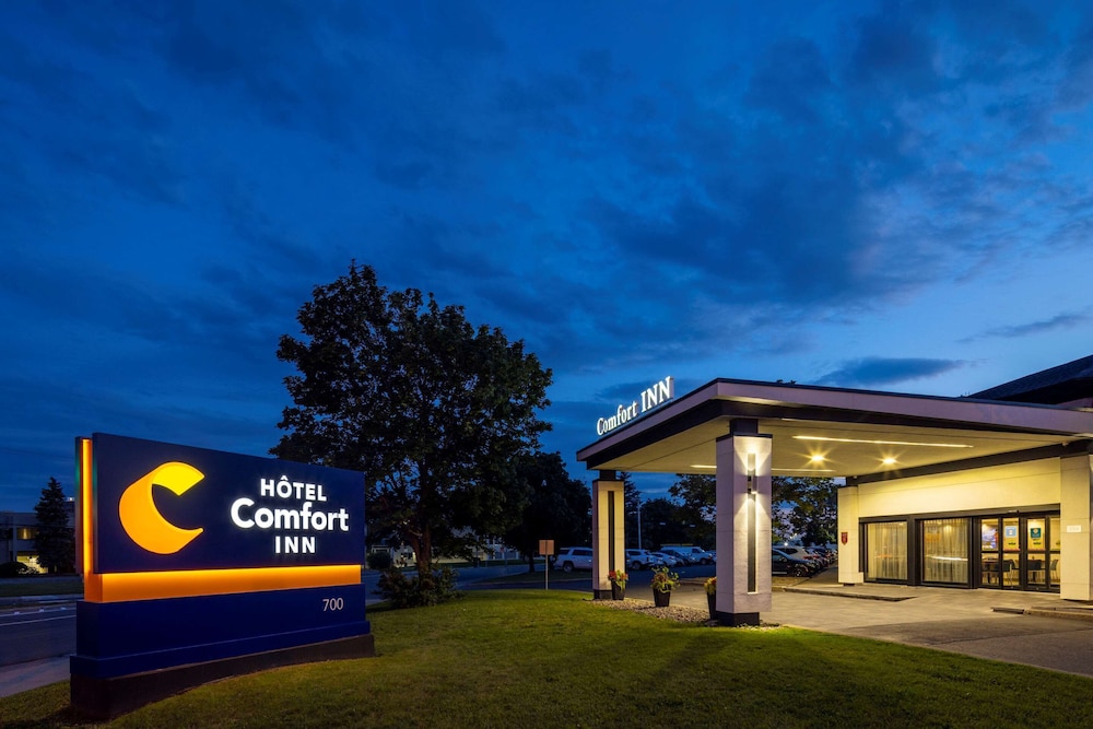 Comfort Inn Montreal Aeroport photo3