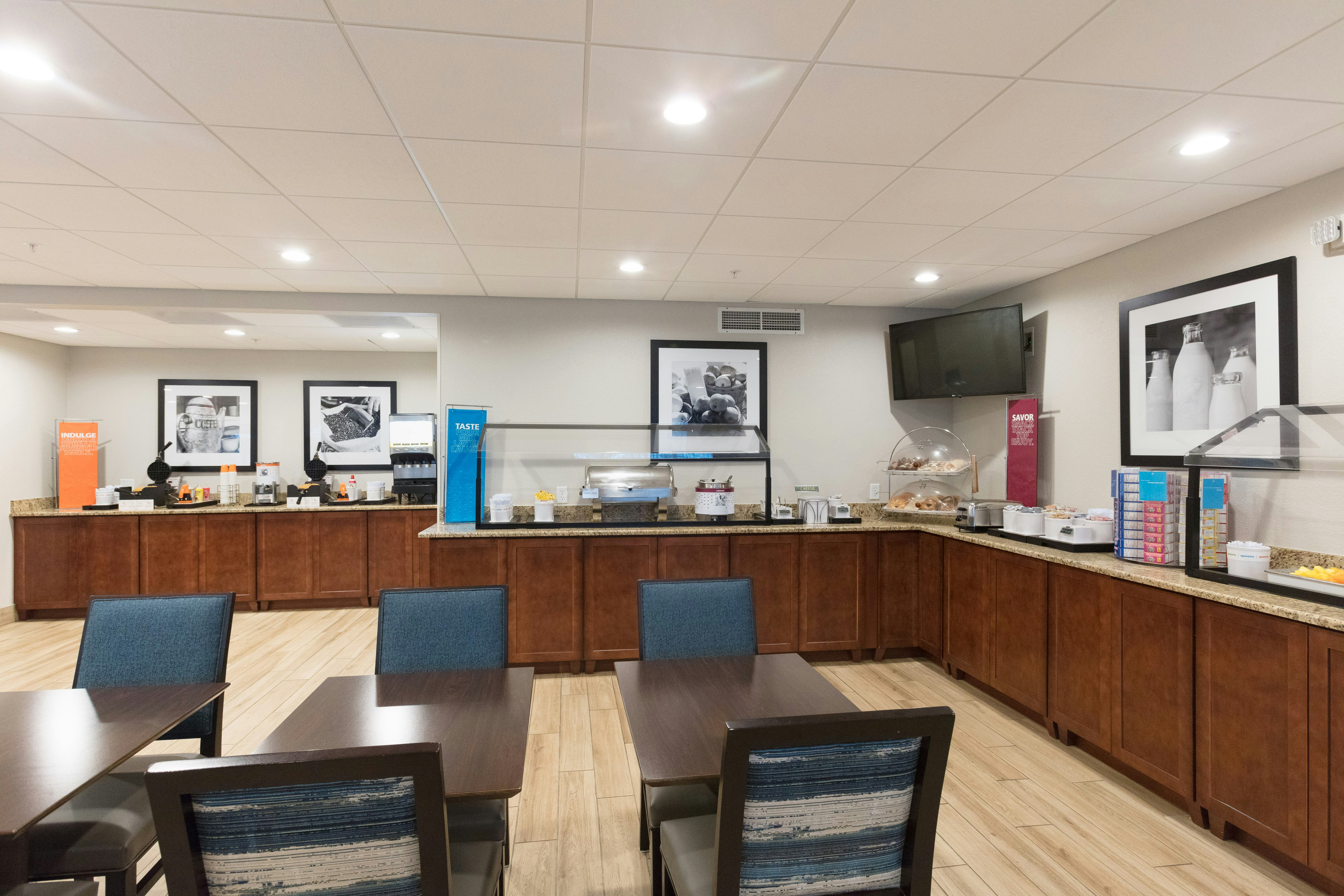 HAMPTON INN ST. AUGUSTINE BEACH 33/39